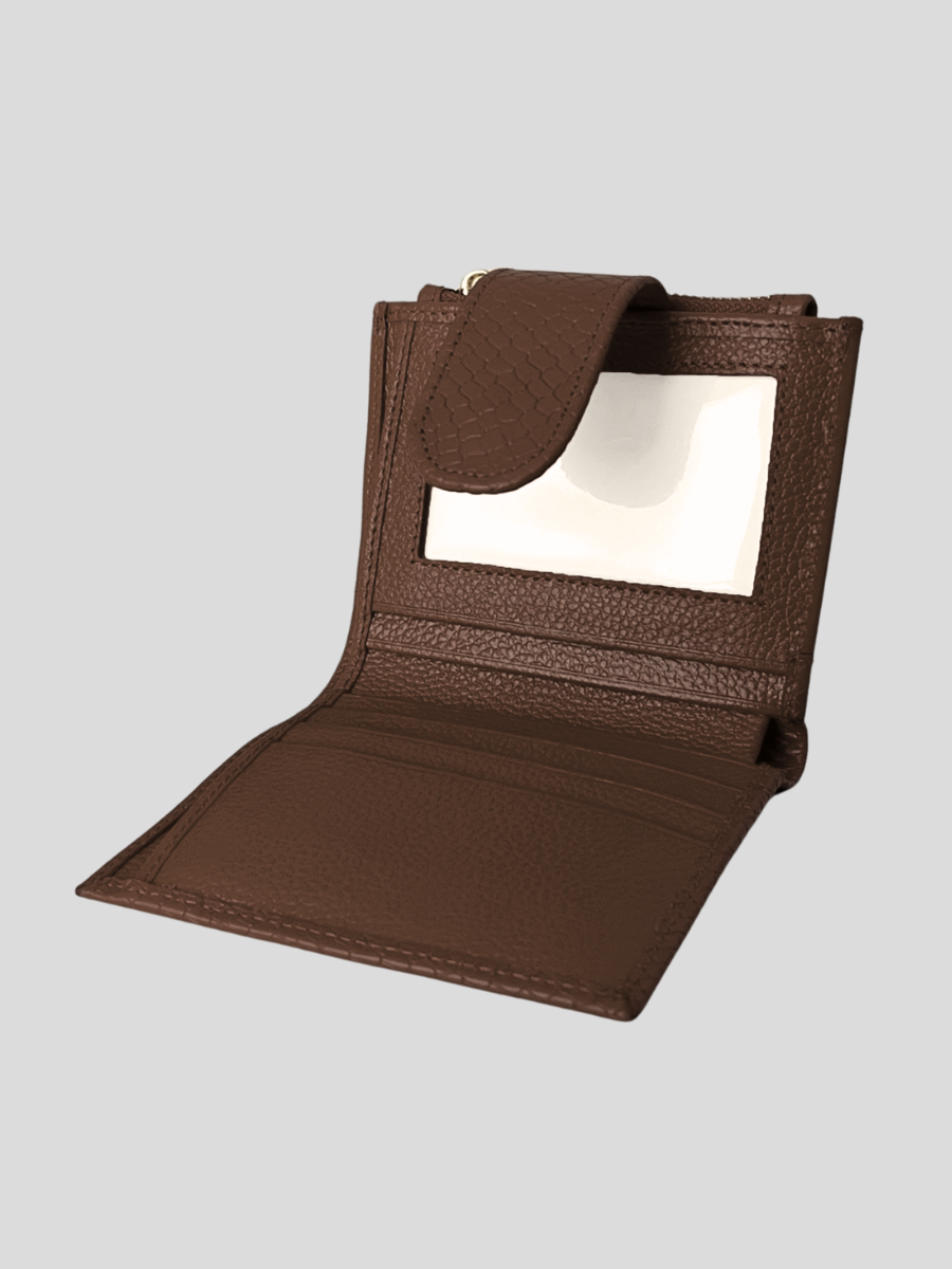 BILLETERA ALANA/BROCHE - BROWN